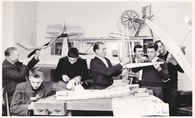Georg (3. von rechts),